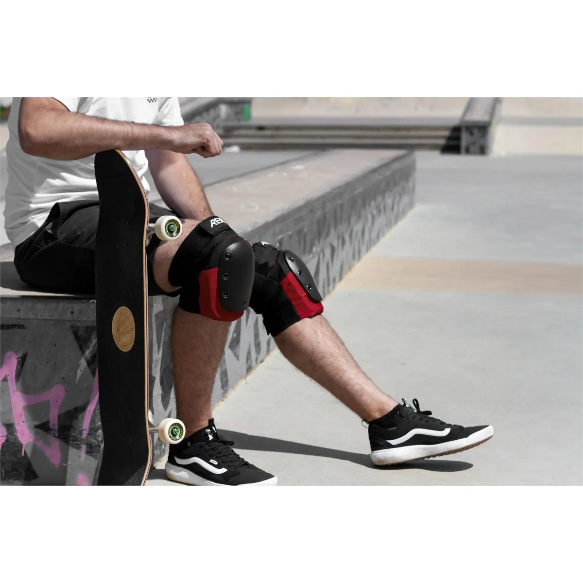 REKD Ramp Knee Pads